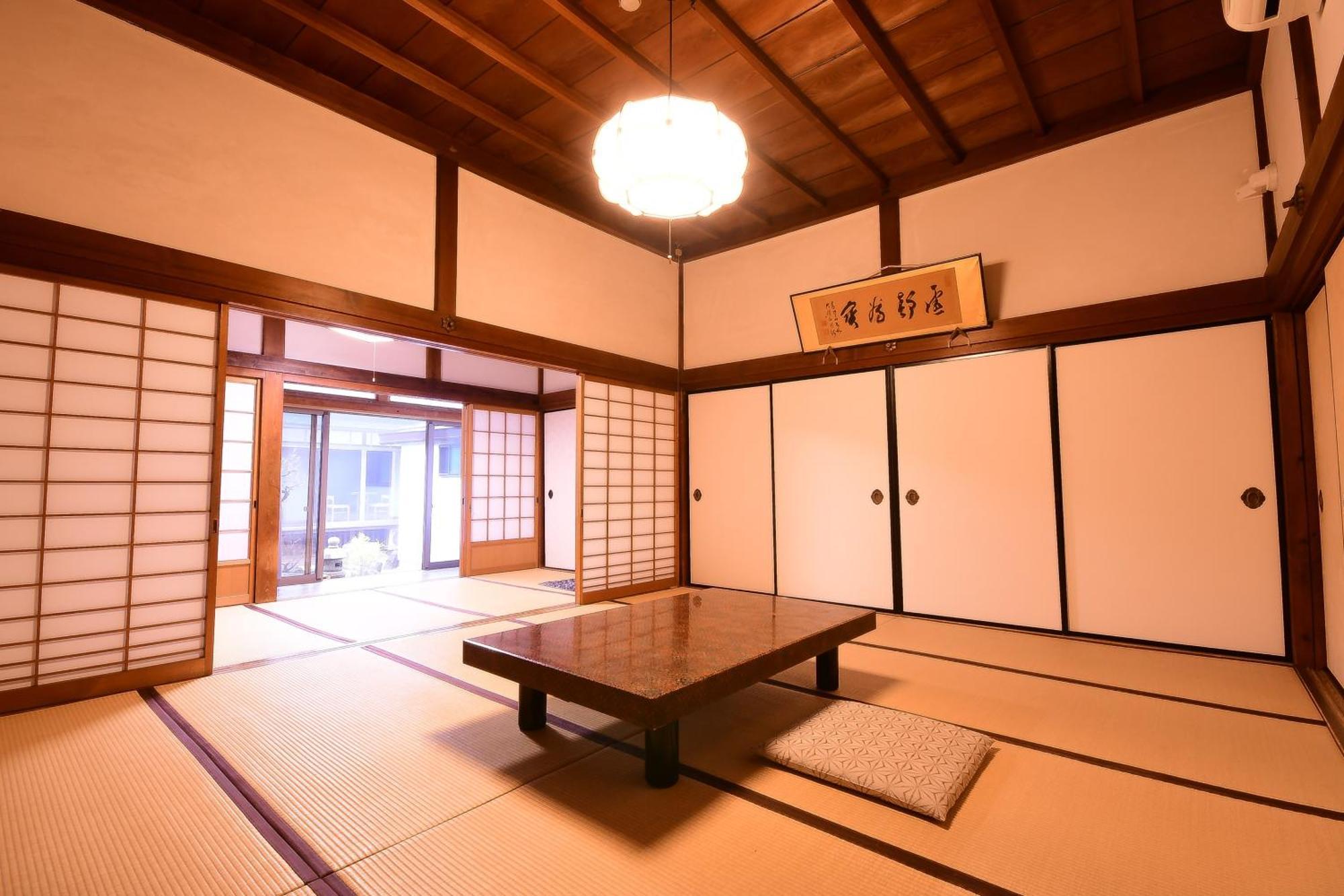 Отель Koyasan Shukubo Yochiin Экстерьер фото
