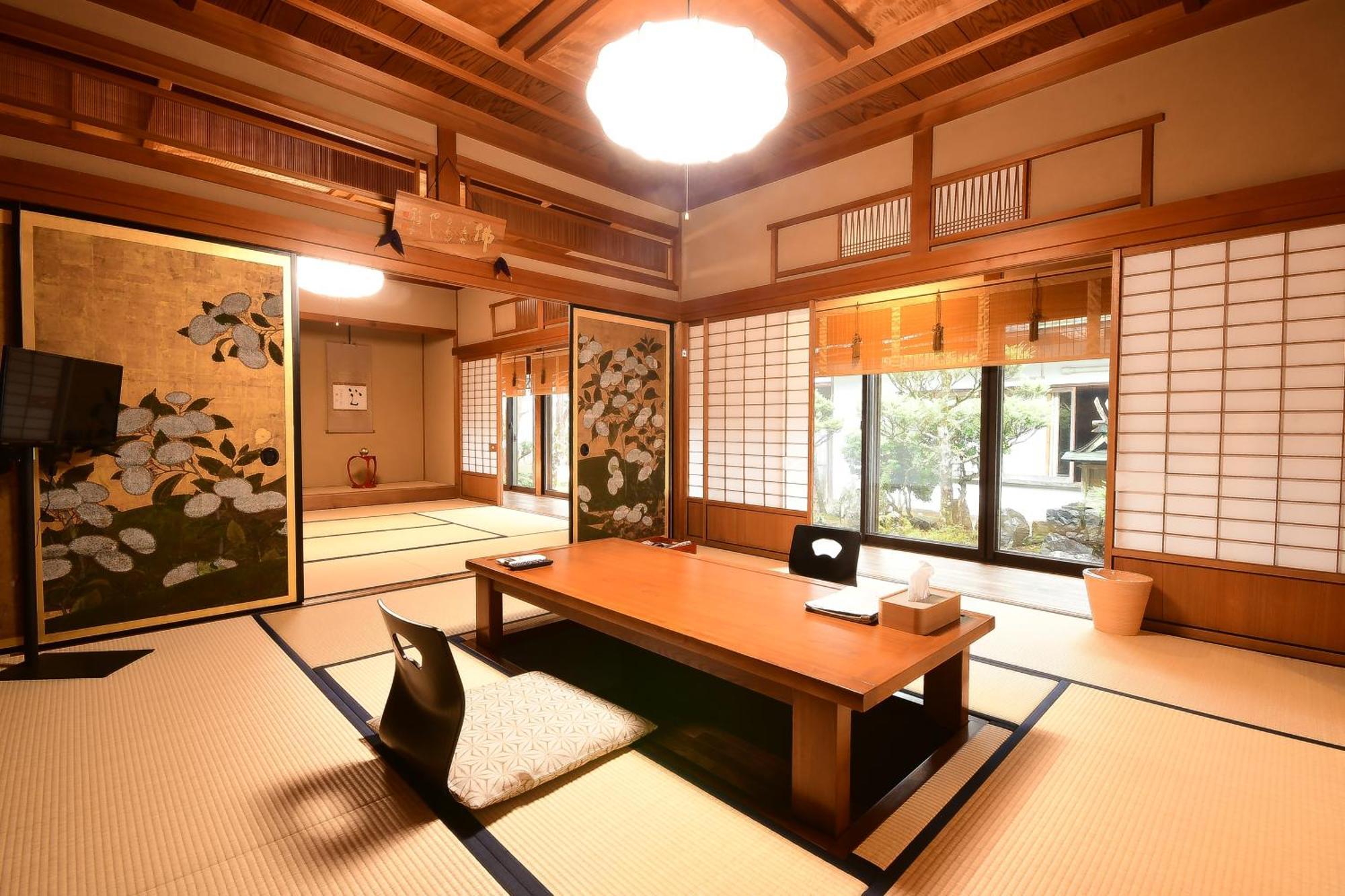 Отель Koyasan Shukubo Yochiin Экстерьер фото